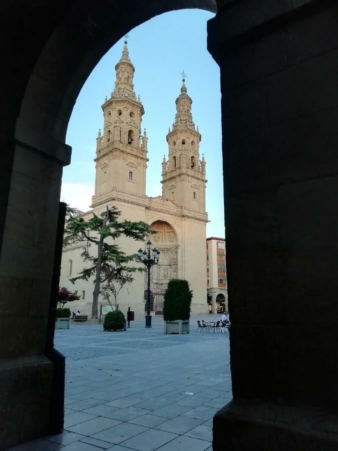Apartamento Turistico Santiago Logroño Exterior foto